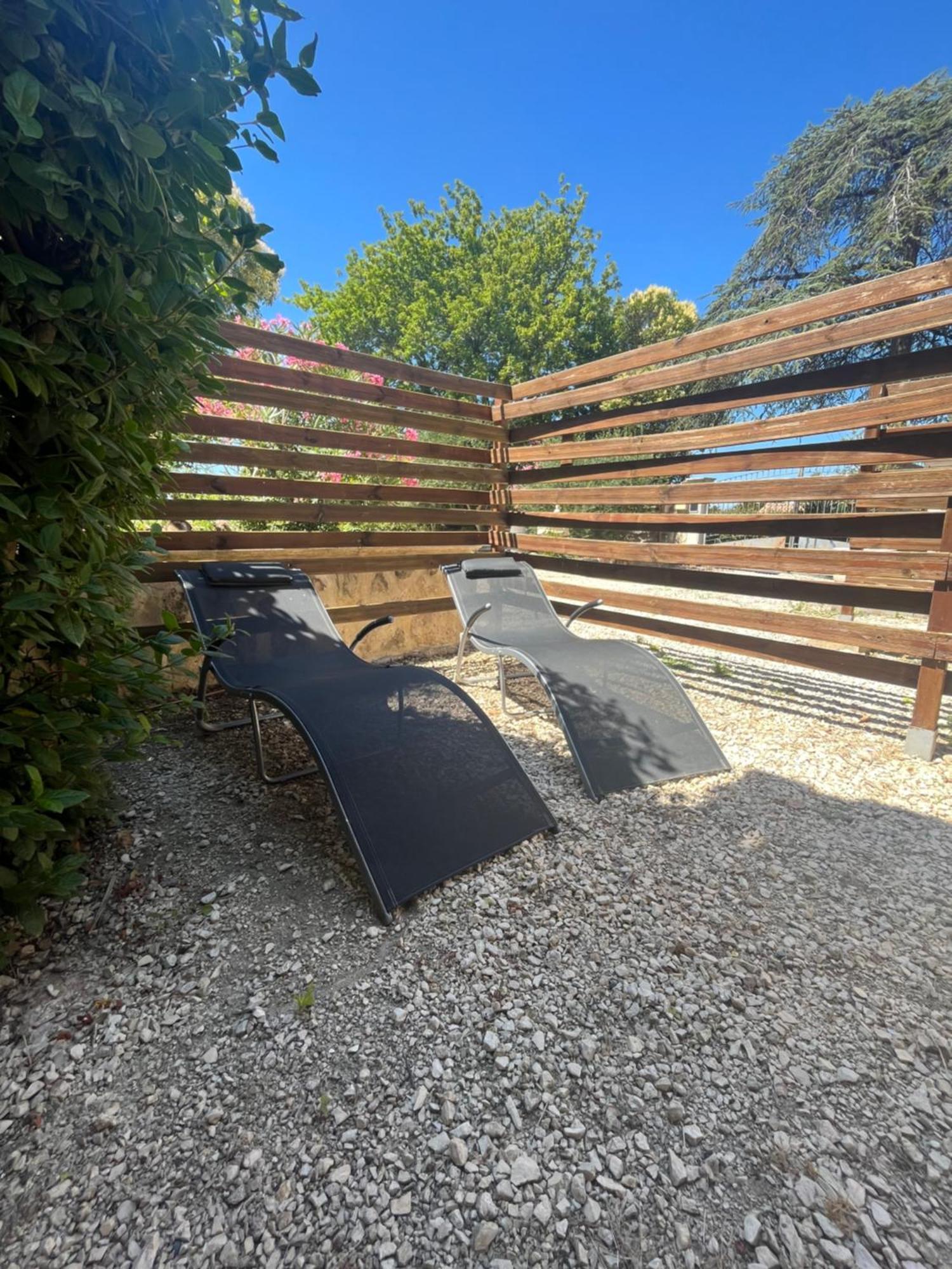 Studio Menthe-Clim-Terrain De Petanque-Piscine Collective Saint-Paul-Trois-Châteaux Exterior photo